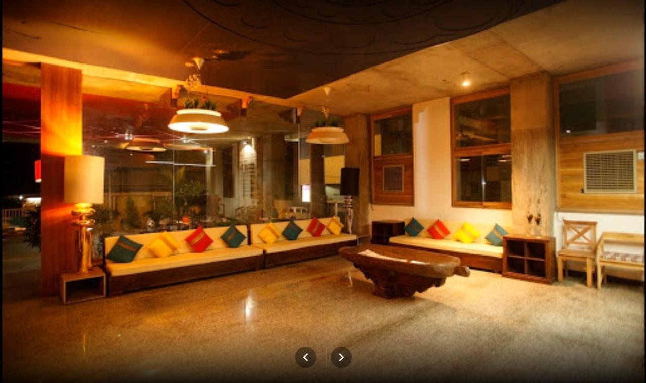 Hotel Zorba Inn Kolhapur Zewnętrze zdjęcie